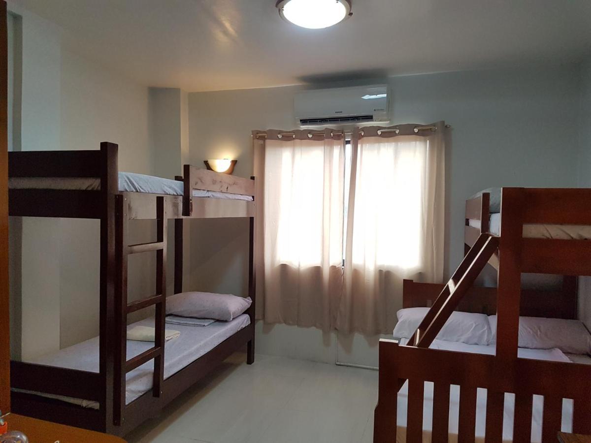 Lufian Dormitel Hostel Dumaguete City Exterior photo