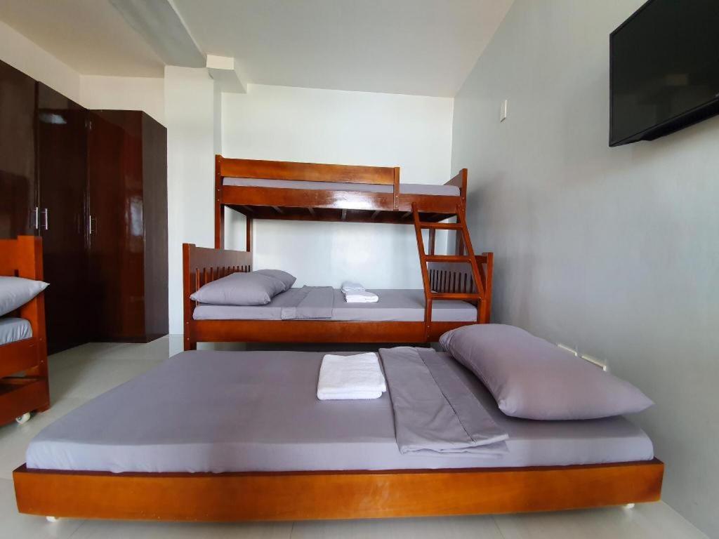Lufian Dormitel Hostel Dumaguete City Exterior photo